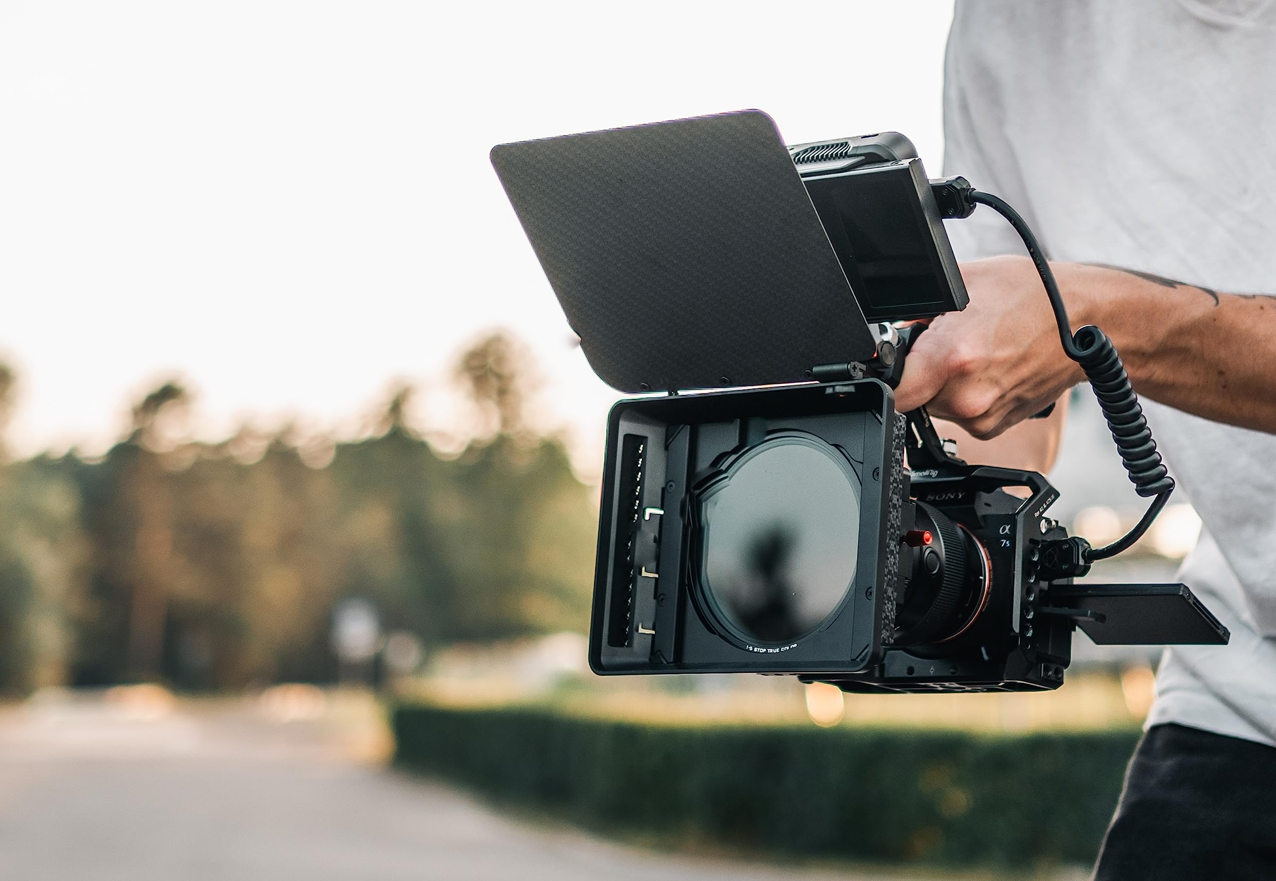 Freewell Eiger Matte Box - for DSLR, Mirrorless Camera with ND, VND, GND, Magnetic Filter Slots - Image 6